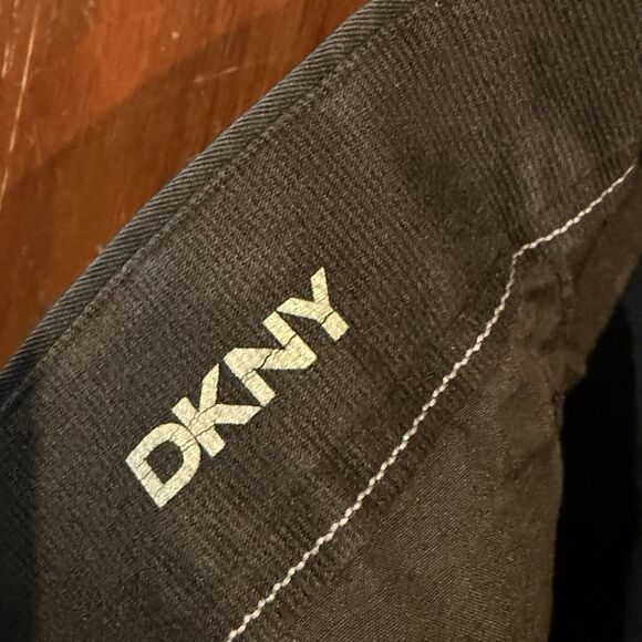 Vintage DKNY Mercer Fit Women’s Cargo Trousers Size 34 Black - Picture 13 of 16